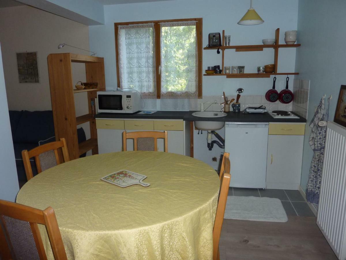 فيلا Naves-Parmelanفي Studio 30 M2 Jardinet 10Minutes Annecy المظهر الخارجي الصورة